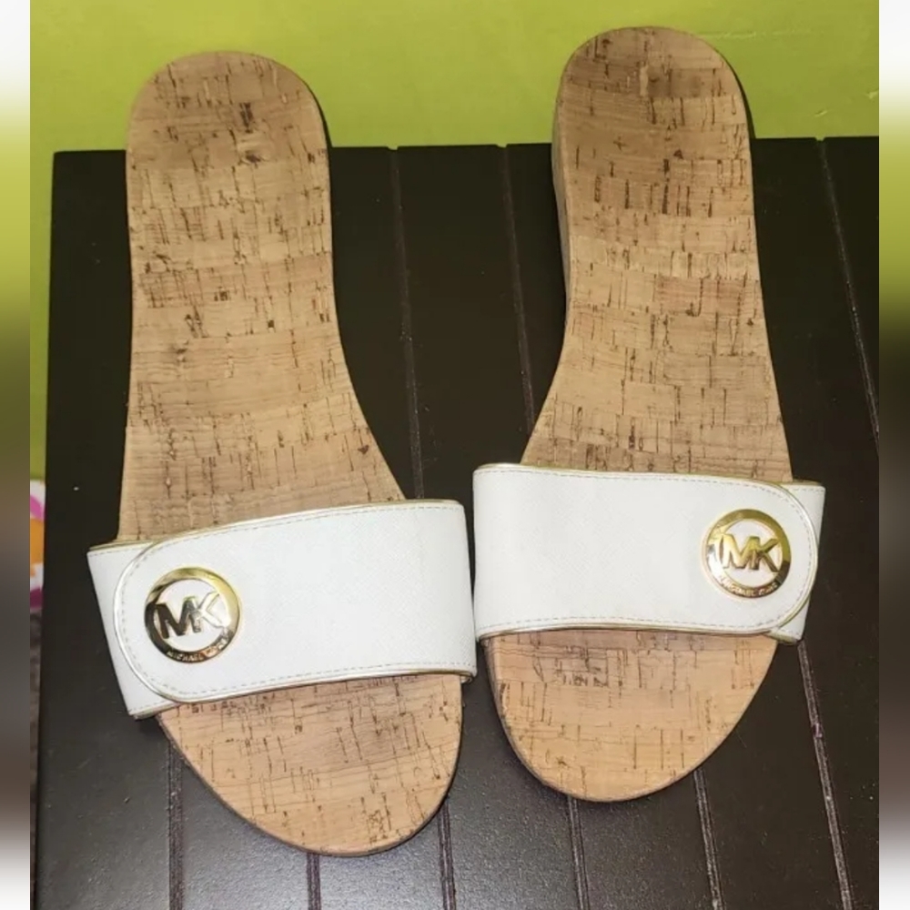 Michael Kors Slide Sandals 9.5